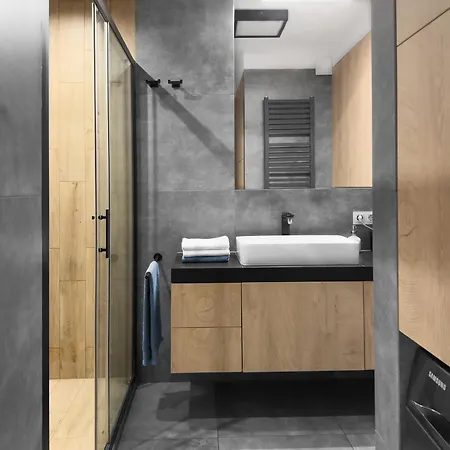 Apartment Industro Art Zablocie - Balcony - Wifi 1gb - 55